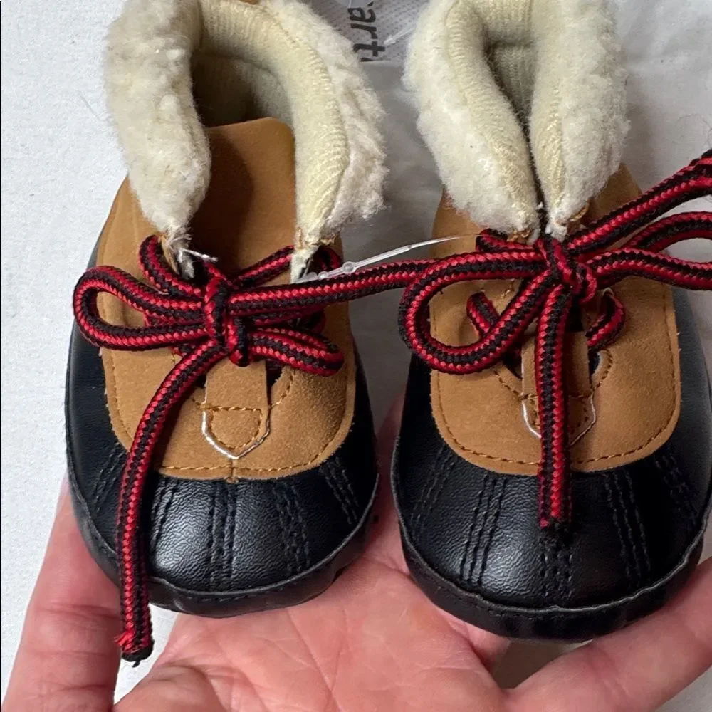 Carter’s Baby Boy Duck Fleece Lined Soft scrub Shoes. Size 3-6 Months. NWT.